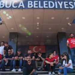 CHP'li Buca Belediyesi'nde maaş krizi: İş&ccedil;iler iş bıraktı