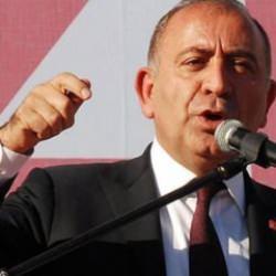 Daireler, villalar, benzin istasyonları… Gürsel Tekin’den canlı yayında Halk TV’ye tepki