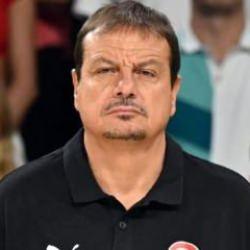 Ergin Ataman'ın zor anları! Final sonrası gözyaşları