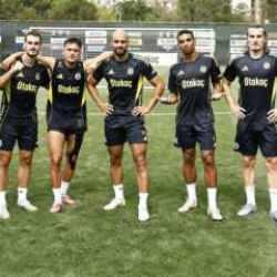Fenerbahçe'de bir ayrılık daha: Beklenen transfer gerçekleşti