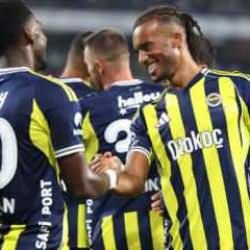 Fenerbahçe'yi yıkan sakatlık: Yıldız futbolcu sezonu kapatabilir
