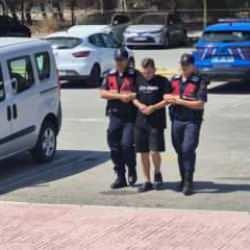 Göçmen kaçakçısı kıskıvrak yakalandı