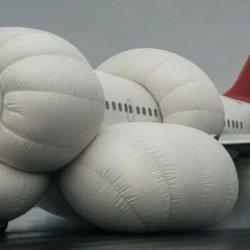 Havacılık tarihinde ilk! Kaza riskini azaltacak: Hava yastıklı uçak geliyor