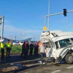 Trabzon'da feci kaza: 15 yaralı!