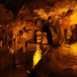 T&uuml;rkiye&rsquo;nin turizme a&ccedil;ılan ilk mağarası &rdquo;&ouml;ld&uuml;&rdquo;: H&acirc;l&acirc; ziyaret&ccedil;ilerin ilgi odağı