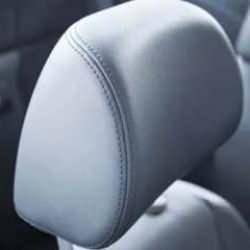 Arabadaki gizli &ouml;zellik ortaya &ccedil;ıktı! Koltuk başlığının şaşırtan işlevi...