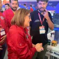 Başkan Şahin'den anlamlı TEKNOFEST ziyareti