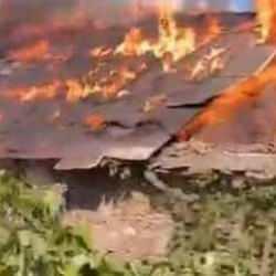 Bitlis&rsquo;te 2 katlı evde korkutan yangın