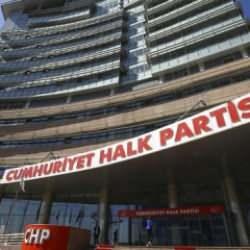 CHP’nin yapısal krizi: Kurumsal zayıflık, politika kısırlığı