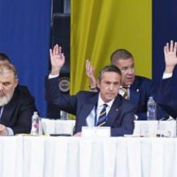 Son dakika: Fenerbahçe'de Ali Koç yönetimi ibra edildi!