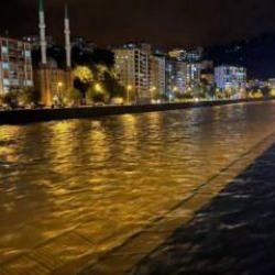 Giresun&rsquo;da sağanak yağış hayatı olumsuz etkiledi