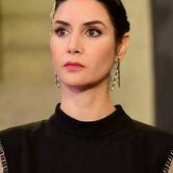 Hastaneye kaldırılan ünlü oyuncu Ahu Yağtu kimdir? Hastalığı ortaya çıktı!