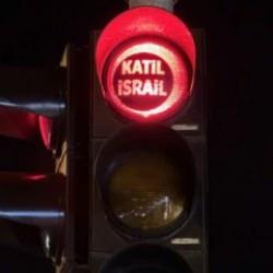 İsrail, trafik ışıklarıyla protesto edildi