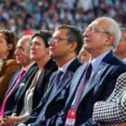 Krizlere boğuşan CHP'de sürpriz gelişme! Vekiller ikna etti
