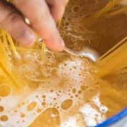 Makarna suyunu dökmeyin! İşte şaşırtıcı kullanım alanları