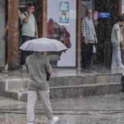 Meteoroloji saat vererek uyardı: 5 ilde sağanak yağış bekleniyor
