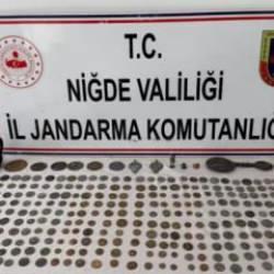 Niğde otogarında 334 parça tarihi eser ele geçirildi