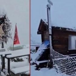 Rize'de kar s&uuml;rprizi: Kar kalınlığı 20 santimin &uuml;zerinde!