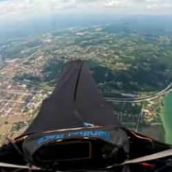 Sakarya'dan havalandı, Eskişehir'e indi! 112 kilometreyi paraşütle uçtu