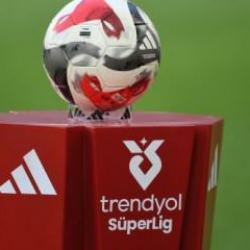 Tek maç hesapları şaşırdı! Süper Lig'de şampiyonluk oranları güncellendi!