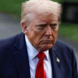 Trump'tan tehdit gibi uyarı: 'ABD'ye geri vermezse, kötü şeyler olacak"
