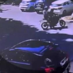 &Uuml;mraniye ve Zeytinburnu&rsquo;nda iş yeri kurşunlayan ş&uuml;phelilere operasyon