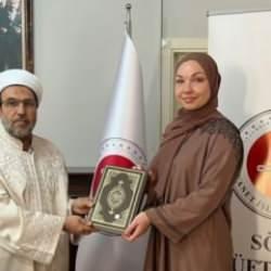 Yabancı uyruklu Beverly, Müslüman olup Berfin adını aldı