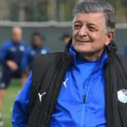 Yılmaz Vural 1. Lig'de mücadele eden İstanbul ekibinin başına geçti