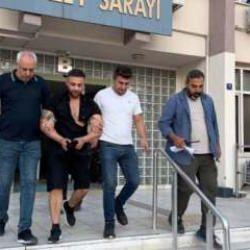 Yolda kalınca akü çaldı, "Neden şikayetçi olmuş anlamadım" dedi