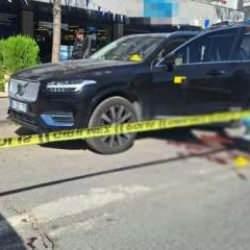 Ankara'nın g&ouml;beğinde, iş adamı, şof&ouml;r&uuml; tarafından l&uuml;ks aracında vuruldu!