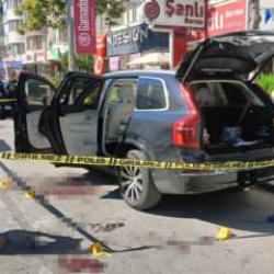 Ankara'da dehşet! Patronunu silahla vurup, kulağını ısırarak kopardı