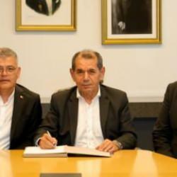 Dursun &Ouml;zbek imzayı attı! Galatasaray anlaşmayı duyurdu