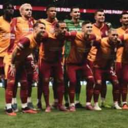 Efsane isimden sert eleştiri: O kadar para harcandı ama Frankfurt 5 attı