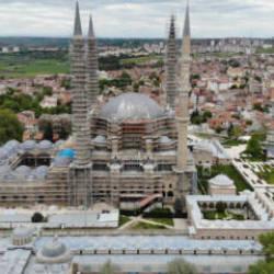 Mahkeme, Selimiye Cami'nde tepki çeken restorasyona 'dur' dedi!