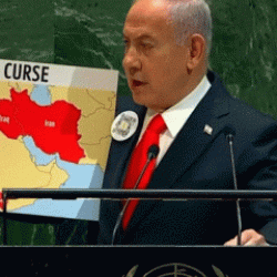 Netanyahu, BM'de k&uuml;rs&uuml;ye haritasıyla &ccedil;ıktı! İ&ccedil;lerinden bir &uuml;lke dikkat &ccedil;ekti