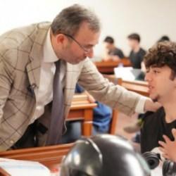 Pendik'te eğitim müjdesi: Üniversiteyi kazanan gençlere 15 bin TL verilecek!