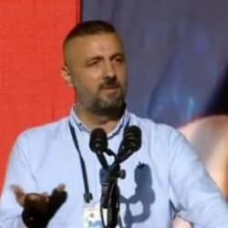 Polis kıyafetine 'garip' diyen Fenerbahçeli delegeye suç duyurusu