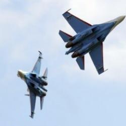 Rus uçakları Avrupa'ya girdi: Jetler peş peşe havalandı