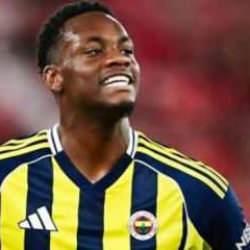 Taraftar dört gözle haber bekliyordu! Fenerbahçe'de Jhon Duran gelişmesi