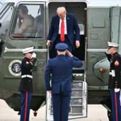 Trump'ın helikopterine lazer tuttu, Gizli Servis alarma geçti