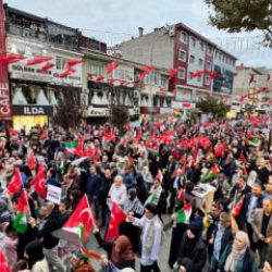 &Uuml;mraniye Belediyesi'nden Gazze i&ccedil;in anlamlı y&uuml;r&uuml;y&uuml;ş