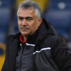 1. Lig'in 'kurt' hocası mağlubiyetlerden sonra kovuldu