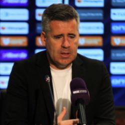 2 dakika sonra gol iptal edilmişti: Teknik direktör hakeme isyan etti