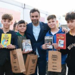 4. Bağcılar Kitap Fuarı büyük bir coşkuyla devam ediyor