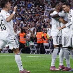 Arda Güler ödülünü aldı! Real Madrid zirveye yükseldi