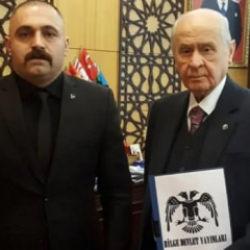 Kahraman Karaman'ın 3 kitabı raflarda