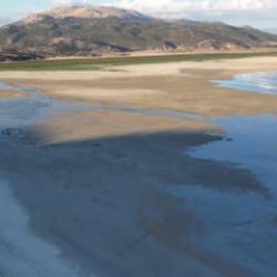 Buzul çağından beri bir ilk! Eğirdir Gölü ikiye bölündü