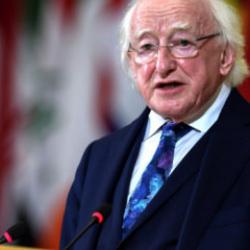 Cumhurbaşkanı Higgins'ten t&uuml;m d&uuml;nyaya İsrail mesajı! "Harekete ge&ccedil;meliyiz"