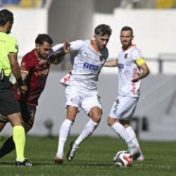 Hagi siftah yaptı! Alanyaspor, 10 dakikada 3 golün atıldığı maçta penaltıyla üzüldü