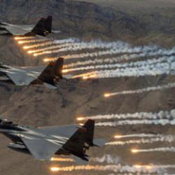 İsrail'den al&ccedil;ak provokasyon! Savaş u&ccedil;akları harekete ge&ccedil;ti! Akdeniz'e f&uuml;ze ateşlendi